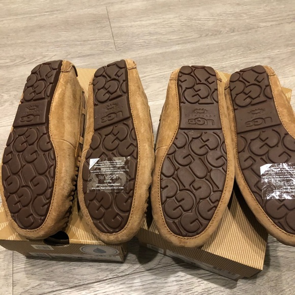 New UGG Dakota water resistant slipper - Picture 5 of 11